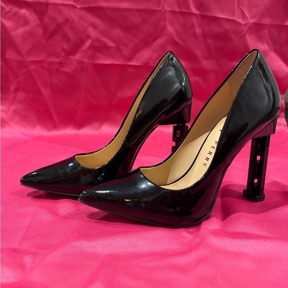 Katy Perry Collections Black Patent Pointed Toe Heels with Sculpted Block Heels - Picture 4 of 8